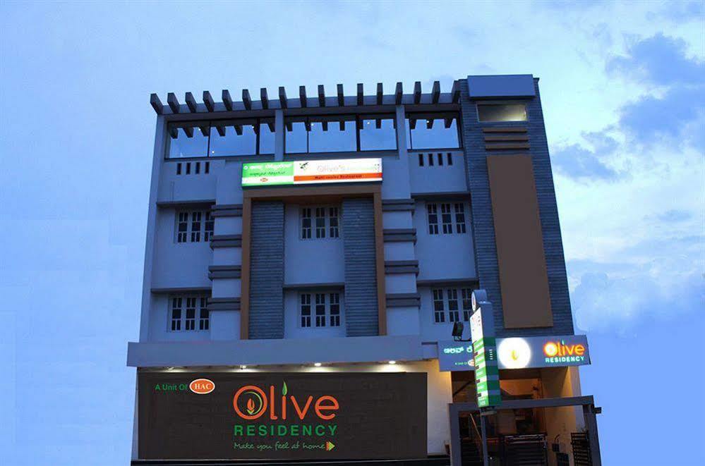 Oyo 1900 Hotel Olive Residency Mysore Exteriör bild